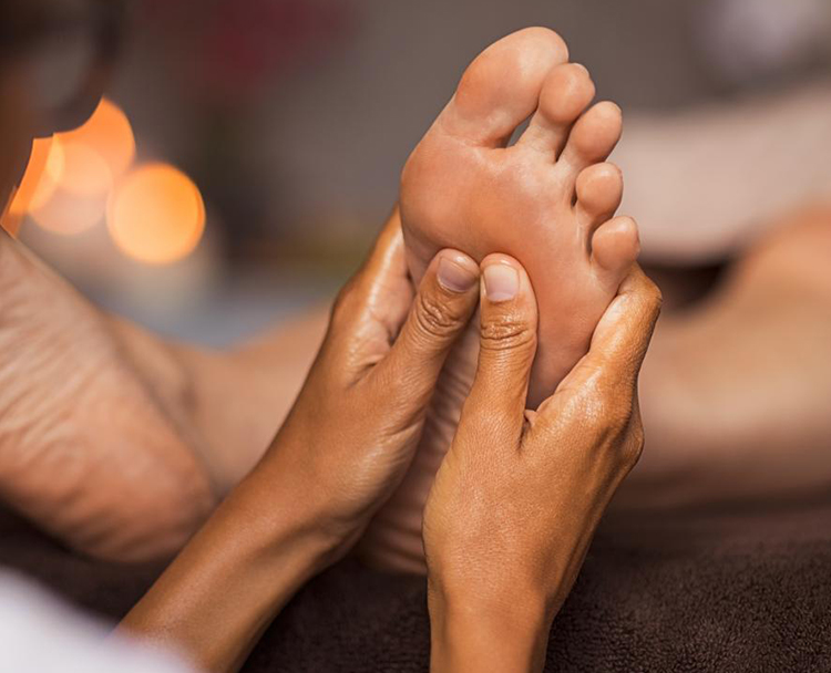 Foot Spa and Massage